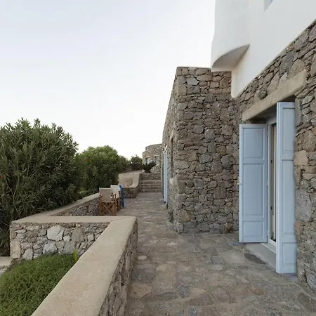 With Panoramic Sea Views Vila
